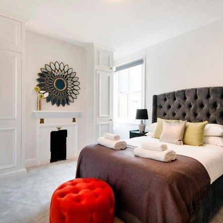 Modern Family Home In London Close To Amenities And Train Εξωτερικό φωτογραφία